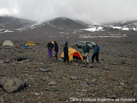 Campamento Base (5050 msnm), camino al Walter Penck, Catamarca.
