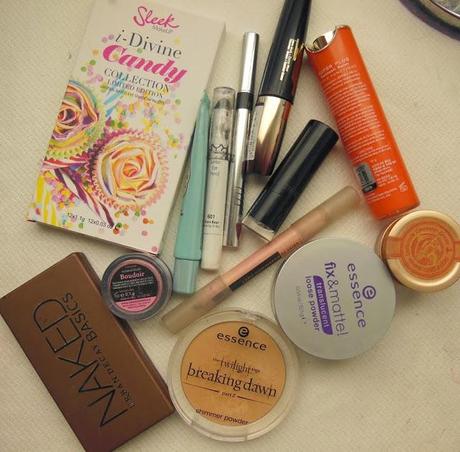 Look: Blue Fizzle  //Paleta Candy de Sleek