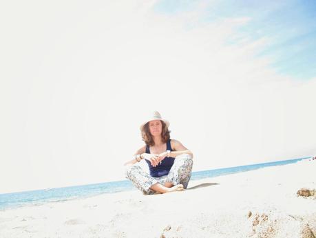 Quiero rayos de sol tumbados en la arena