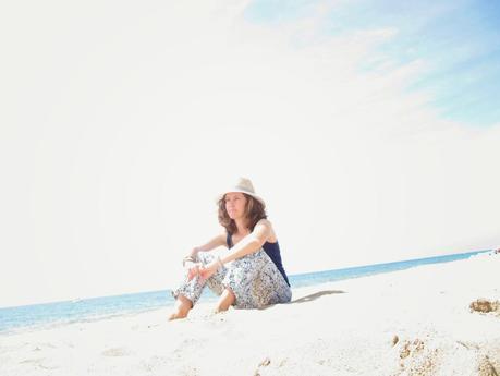 Quiero rayos de sol tumbados en la arena