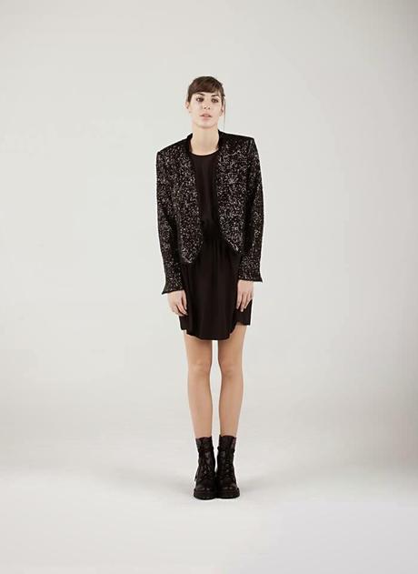 ABAJO DE LA PASARELA¡Buen día! ¿Cómo están?Hoy volvemos a...