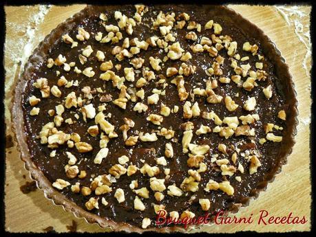 Tarta de ciruelas remolacha y nueces