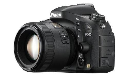 Nikon-D600-zoom
