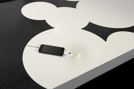 Diseña en negro y participa en el concurso internacional Shape The Future of Black, de Corian. Corian_2-0_recharge_Blackground_01