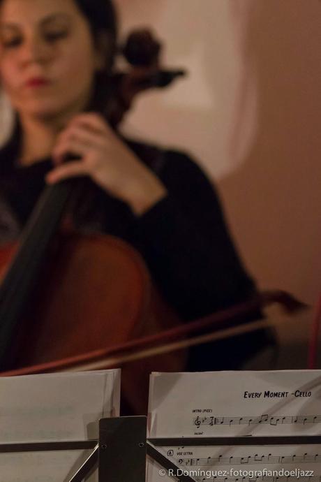 © R.Domínguez-Sandrine Robilliard