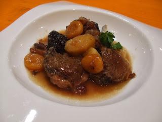 RAGÚ DE TERNASCO DE ARAGÓN CON VINO OLOROSO Y FRUTOS NAVIDEÑOS