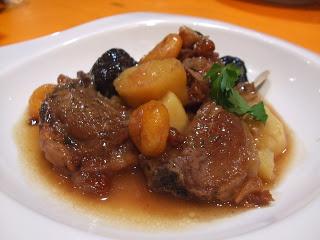 RAGÚ DE TERNASCO DE ARAGÓN CON VINO OLOROSO Y FRUTOS NAVIDEÑOS