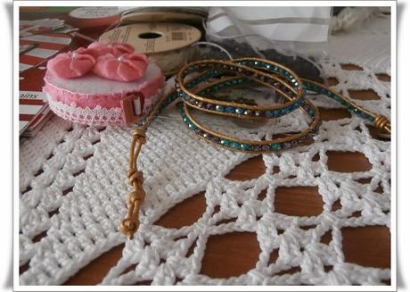 CAJA DE LUZ Y REGALOS