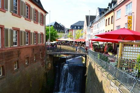 La cascada de 20 metros es una de las principales vistas de Saarburg