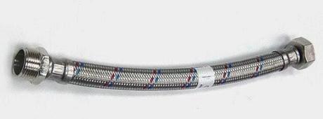 latiguillo con extremo macho y otro hembra