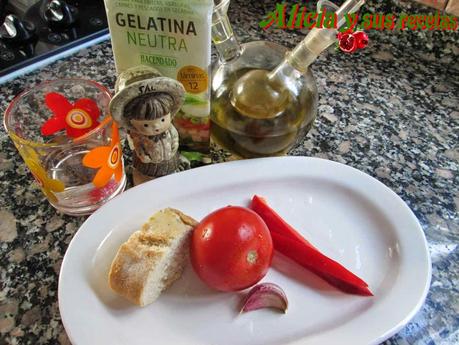 CARPACCIO DE LUBINA CON GELATINA DE SALMOREJO