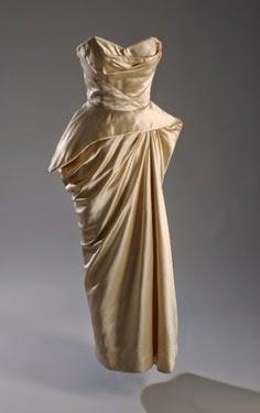 Historia de la moda: Charles James