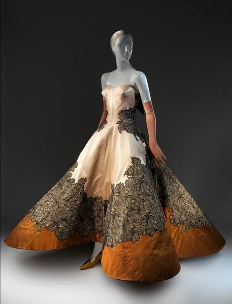 Historia de la moda: Charles James