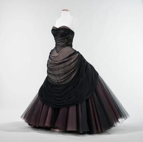 Historia de la moda: Charles James