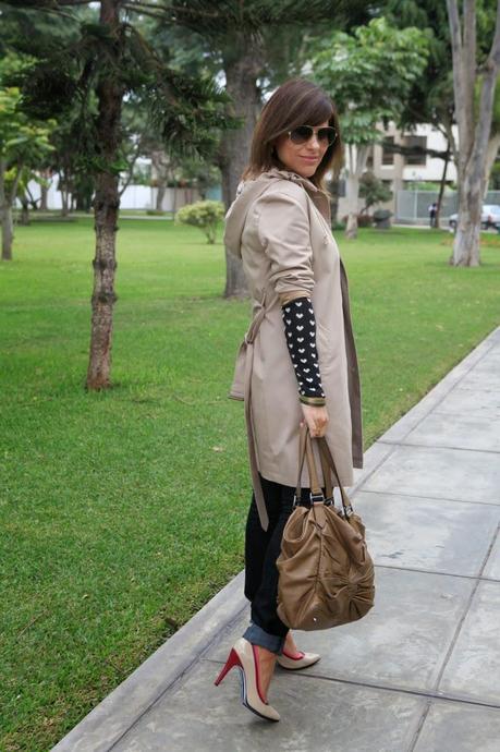 Trench coat, Fashion , Mis looks , outfit post, Burberry , Lala Love, Fashion