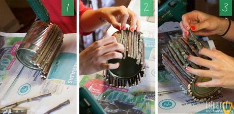 Para el jarrón de palitos, lo mejor es seleccionar los más rectos ya que si no quedarán muchos huecos y se verá la lata. Coge los palitos uno a uno y vete pegándolos en la lata con dos o tres gotas de silicona, presiona bien y sigue así hasta cubrir toda la lata.