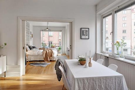 UN ORIGINAL CABECERO CON SEMICÍRCULOS Y UNA PATATA