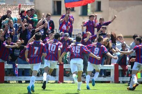 El Leioa ha acendido por primera vez a 2ªB del fútbol español fútbolLa hora de los valientesleioa