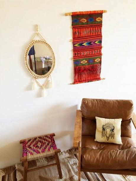 UN ESPEJO DE TENDENCIA BOHEMIA CON UN TOQUE PERSONAL... UN ESPEJO DE TENDENCIA BOHEMIA CON UN TOQUE PERSONAL...