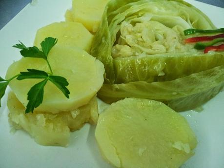 Repollo con patatas