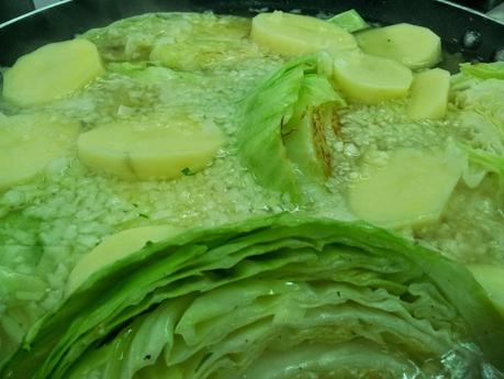 Repollo con patatas