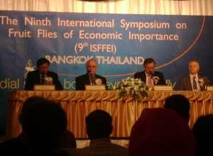 MOSCA DE LOS FRUTOS: ERRADICADA?