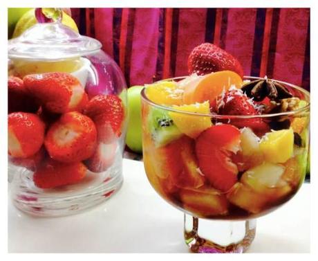 Minestrone de frutas de temporada en copa