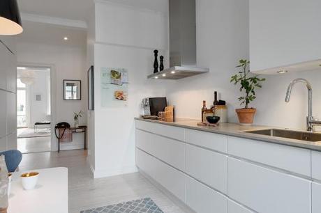 Gris y blanco siempre un acierto walk in closet pisos amplios en gris estilo nórdico escandinavo decoración limpia gris y blanco decoración Gris y blanco decoración en blanco decoración de dormitorios decoración comedores y salones decoración cocinas blancas nórdicas