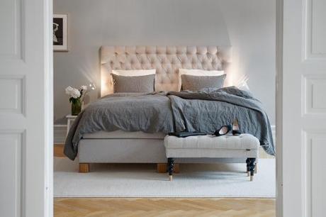 Gris y blanco siempre un acierto walk in closet pisos amplios en gris estilo nórdico escandinavo decoración limpia gris y blanco decoración Gris y blanco decoración en blanco decoración de dormitorios decoración comedores y salones decoración cocinas blancas nórdicas