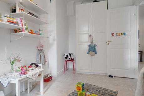 Gris y blanco siempre un acierto walk in closet pisos amplios en gris estilo nórdico escandinavo decoración limpia gris y blanco decoración Gris y blanco decoración en blanco decoración de dormitorios decoración comedores y salones decoración cocinas blancas nórdicas