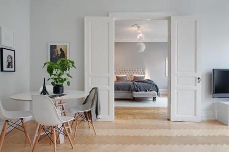 Gris y blanco siempre un acierto walk in closet pisos amplios en gris estilo nórdico escandinavo decoración limpia gris y blanco decoración Gris y blanco decoración en blanco decoración de dormitorios decoración comedores y salones decoración cocinas blancas nórdicas