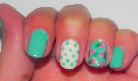 Maquillaje inspirado en nail art: Flores Vintage (look con Deborah)