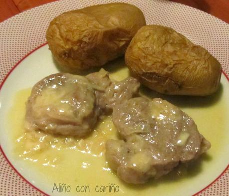 SOLOMILLO DE CERDO EN SALSA DE QUESO CHEDDAR