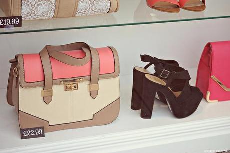 Snapshots #London lovelystyle (2)