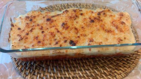 PASTA CON TOMATE Y BECHAMEL AL HORNO