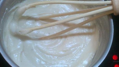 PASTA CON TOMATE Y BECHAMEL AL HORNO PASTA CON TOMATE Y BECHAMEL AL HORNO