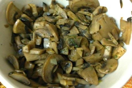 ROLLO DE CHAMPIÑONES, CARNE Y FRUTOS SECOS