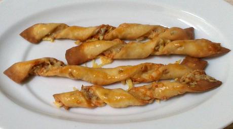 PALITOS DE QUESO Y NUECES
