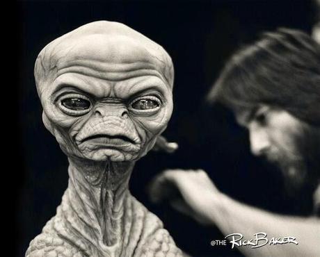 El legendario maquillador, Rick Baker, publica los diseños del padre chungo de E.T.