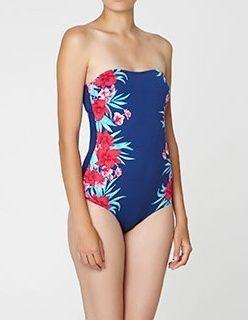 Moda baño: triunfa el estampado tropical Moda baño: triunfa el estampado tropical