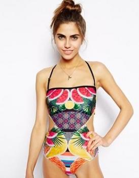 Moda baño: triunfa el estampado tropical Moda baño: triunfa el estampado tropical