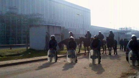 Trabajadores tomaron una empresa autopartista en reclamo por despidos
