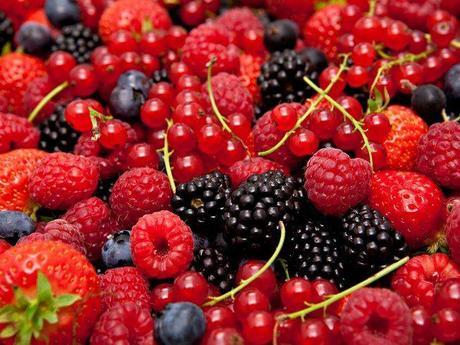 Consumo de alimentos antioxidantes para combatir los radicales libres