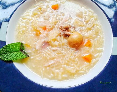 Sopa de gallina