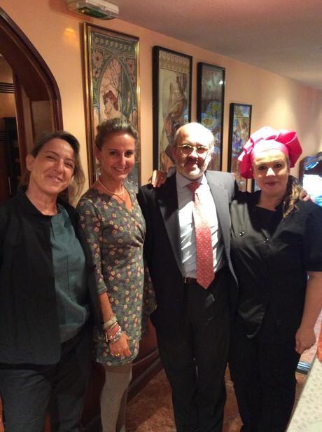 Dra Ane de Cos, Carla, Alfonso Jimenez del CSD y Yolanda Iglesias Almuerzo con Carla La Salud en la Infancia