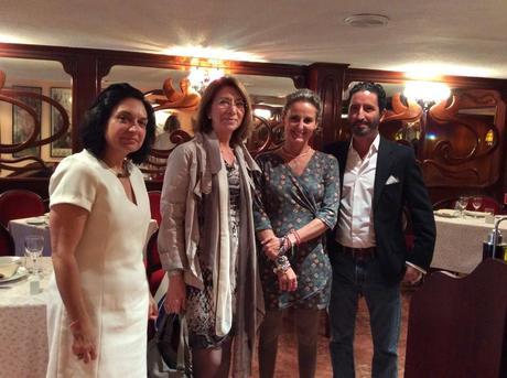 Amparo López, Nácar Jimenez, Carla y Antonio Mesquida Almuerzo con Carla La Salud en la Infancia