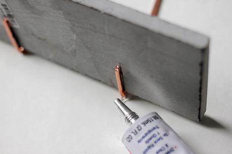 DIY: Mini estanterías de mármol y cobre