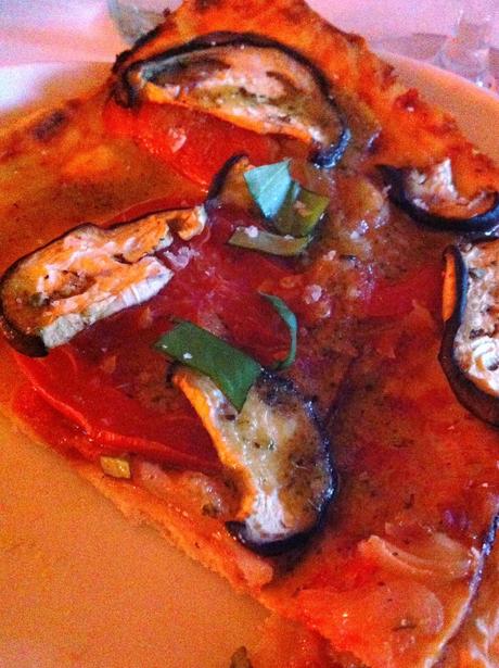 PIZZA DE BERENJENAS