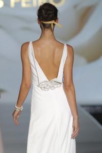 Escotes con magia para novias… o invitadas jesuspeiro2015_2