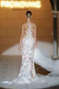 Escotes con magia para novias… o invitadas pronoviasespalda2015
